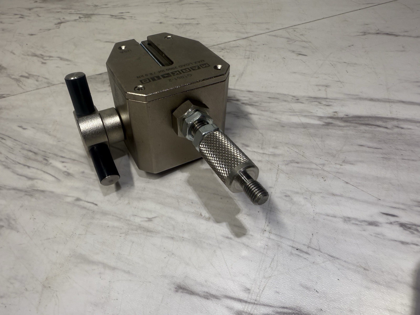 Mark-10 G1061-2 Width: 1″ (25.4mm) Capacity: 2000 lbs