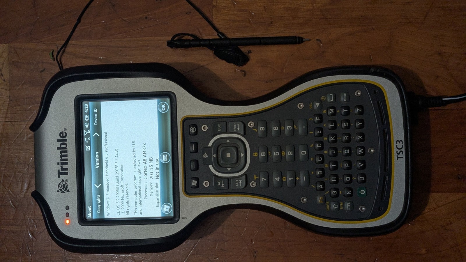 Trimble TSC3 Data Collector Bundle – 8GB, Charger, Case & Carbon Fiber Pole Mnt