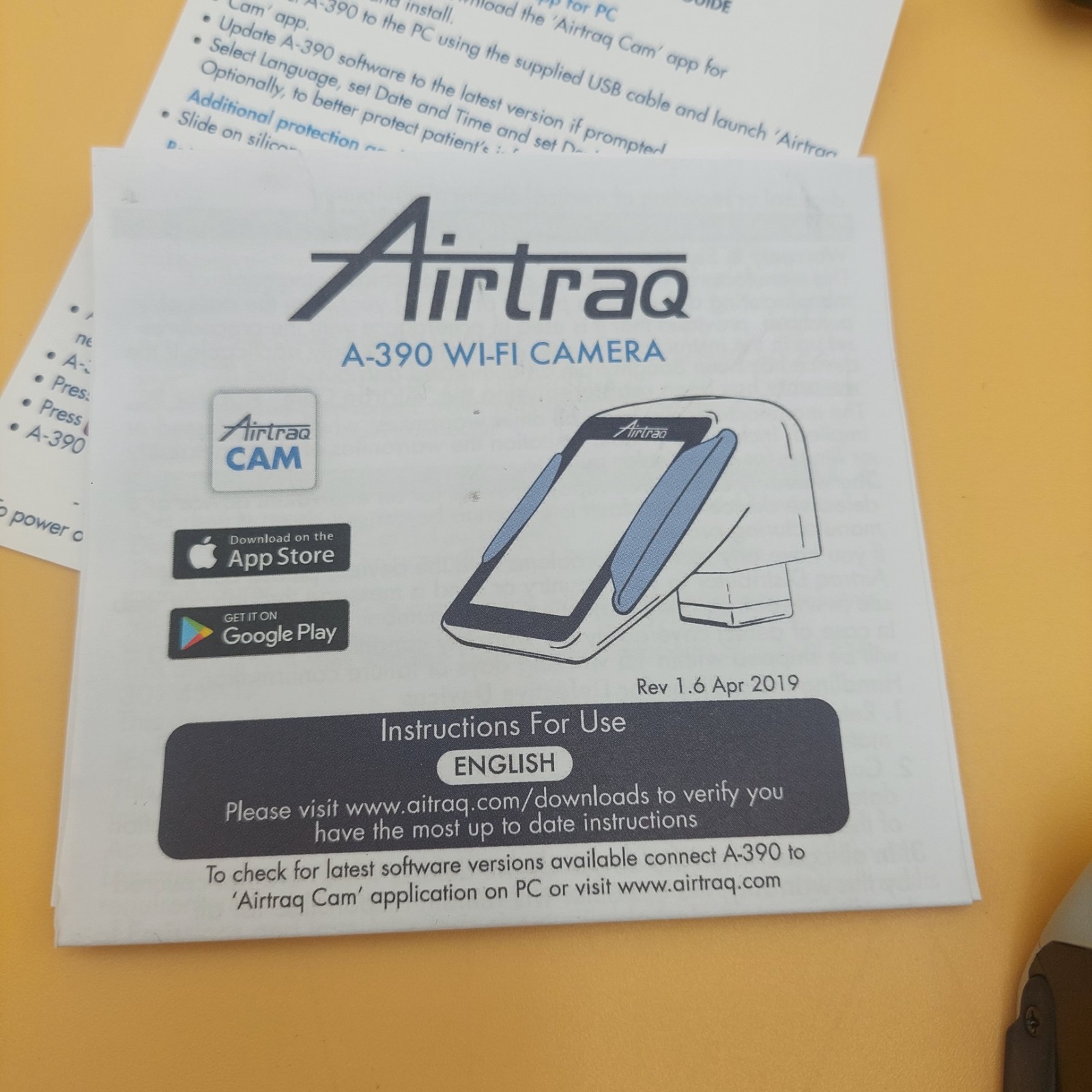 Airtraq A-390 Kit Wi-Fi Camera w/Accessories New Open Box
