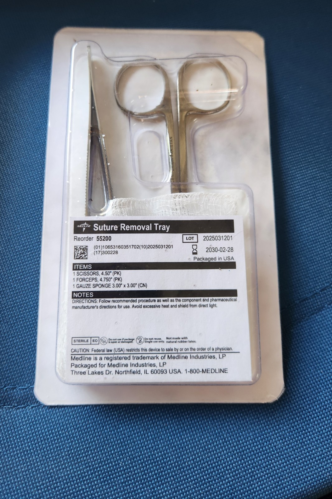 Medline Sterile Suture Removal Tray with Forceps and Scissors Emergency Medicine