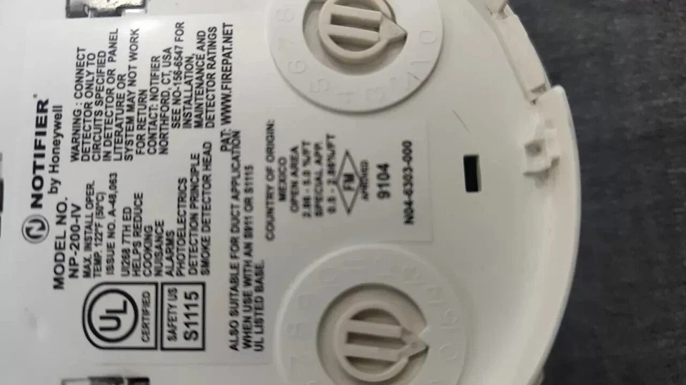 NOTIFIER NP-200-IV PHOTOELECTRIC SMOKE DETECTOR fast ship