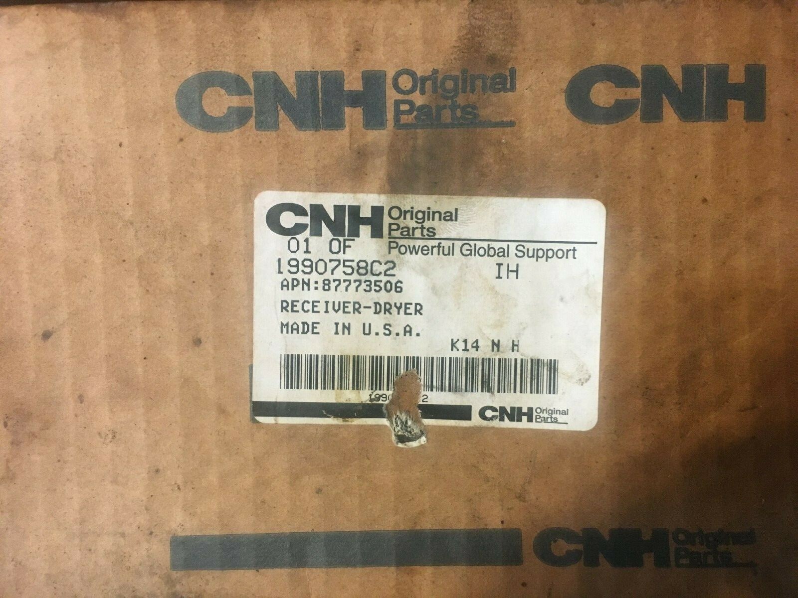 1990758C2 – A New Receiver Dryer For An IH 786, 886, 986, 1086, 1486 Tractors