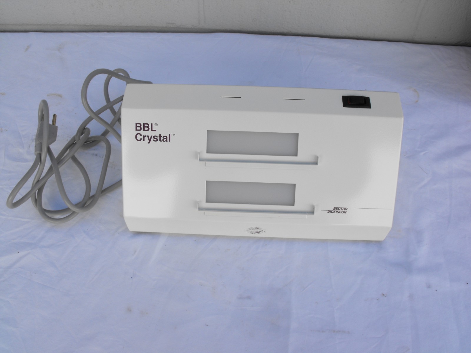 Becton Dickinson BBL Crystal Microbial ID System