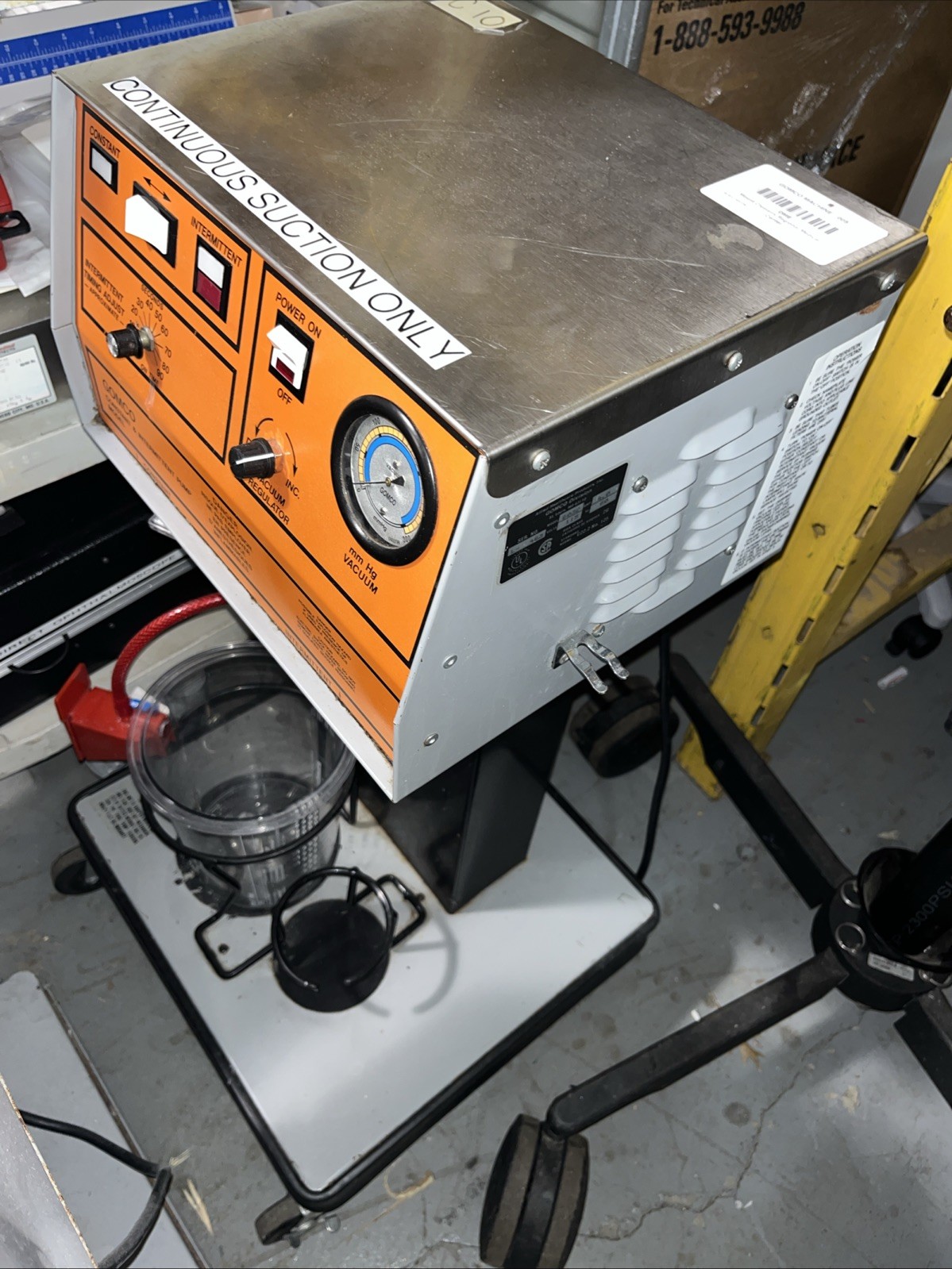 Gomco 6032 Rolling Suction Unit Vacuum