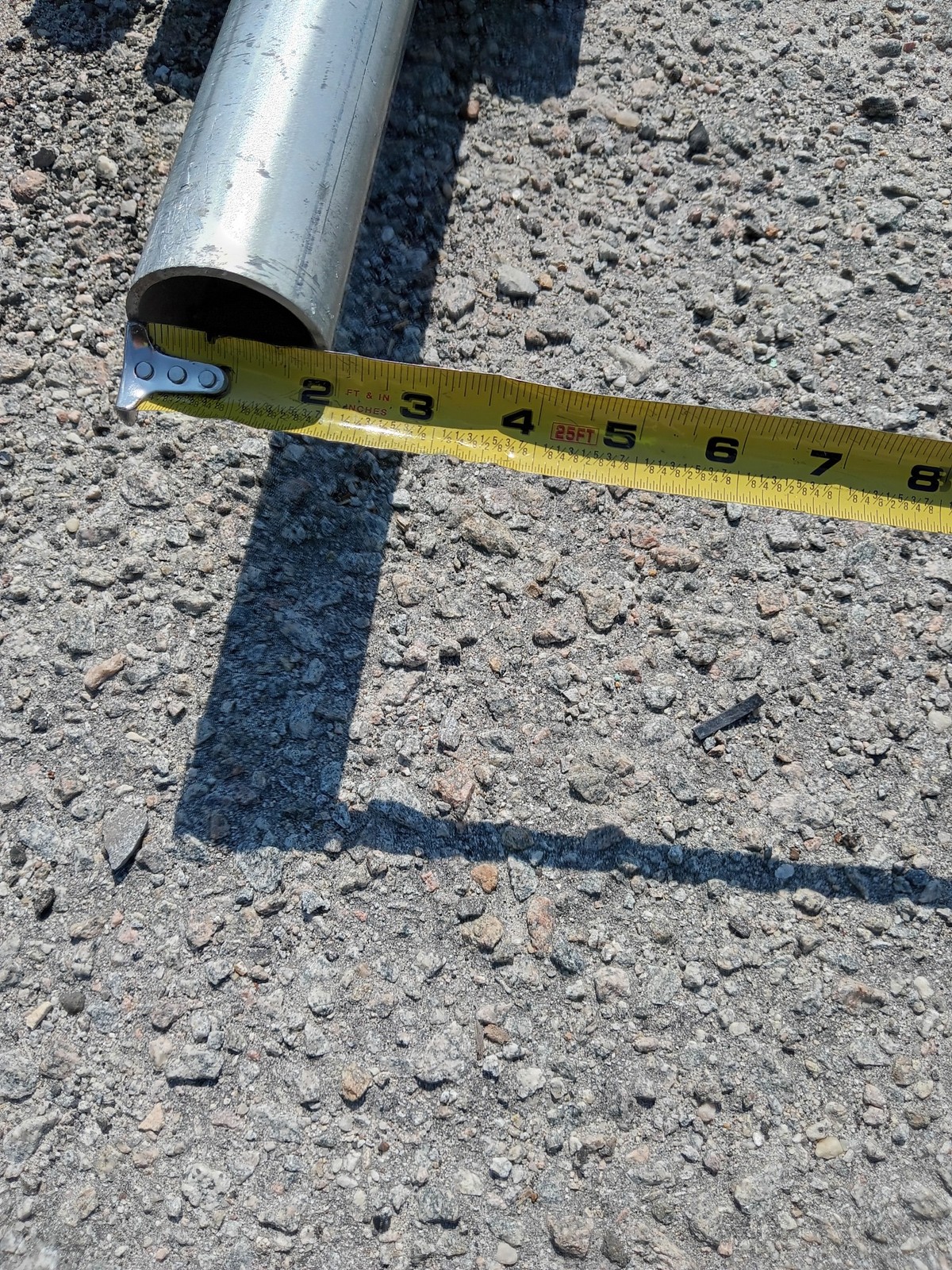 Galvanized Steel Pipe – 1-1/2″ x 5′ – SCH40 – Industrial Plumbing Conduit