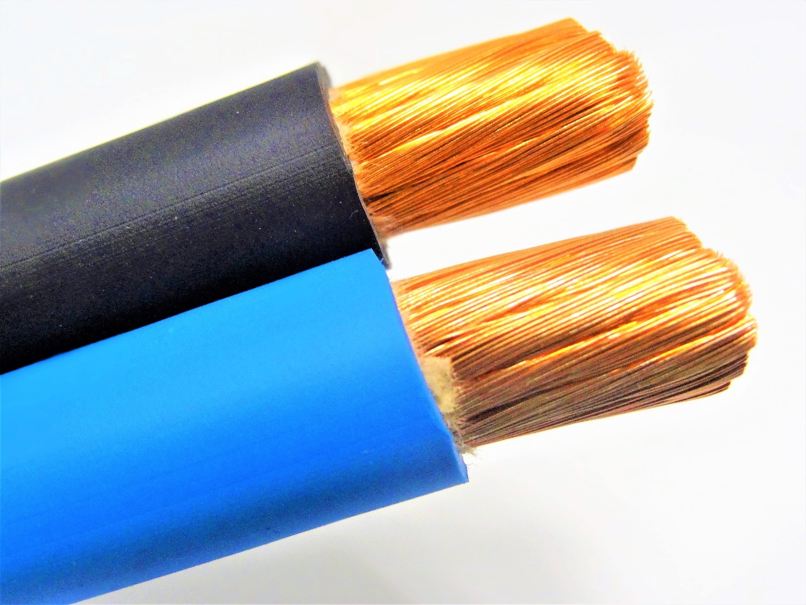 30′ FT 1/0 AWG WELDING/BATTERY CABLE 15′ BLACK 15′ BLUE 600V MADE IN USA COPPER