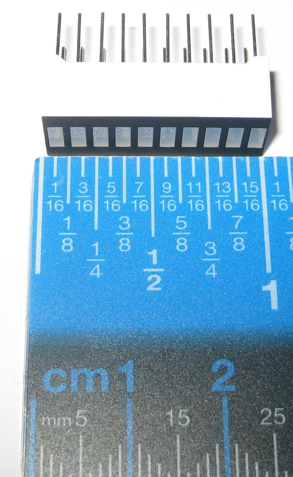 10 Segment Yellow LED Bargraph Display Module – 2.5 V – 20 Pins – 5 x 1.8 mm