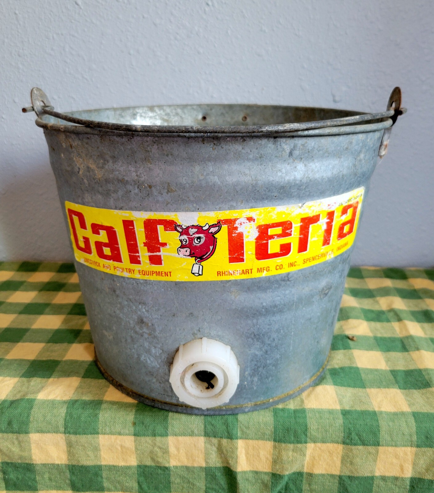 Rustic Vintage Calf Teria Galvanized Calf Milking Decorative Bucket