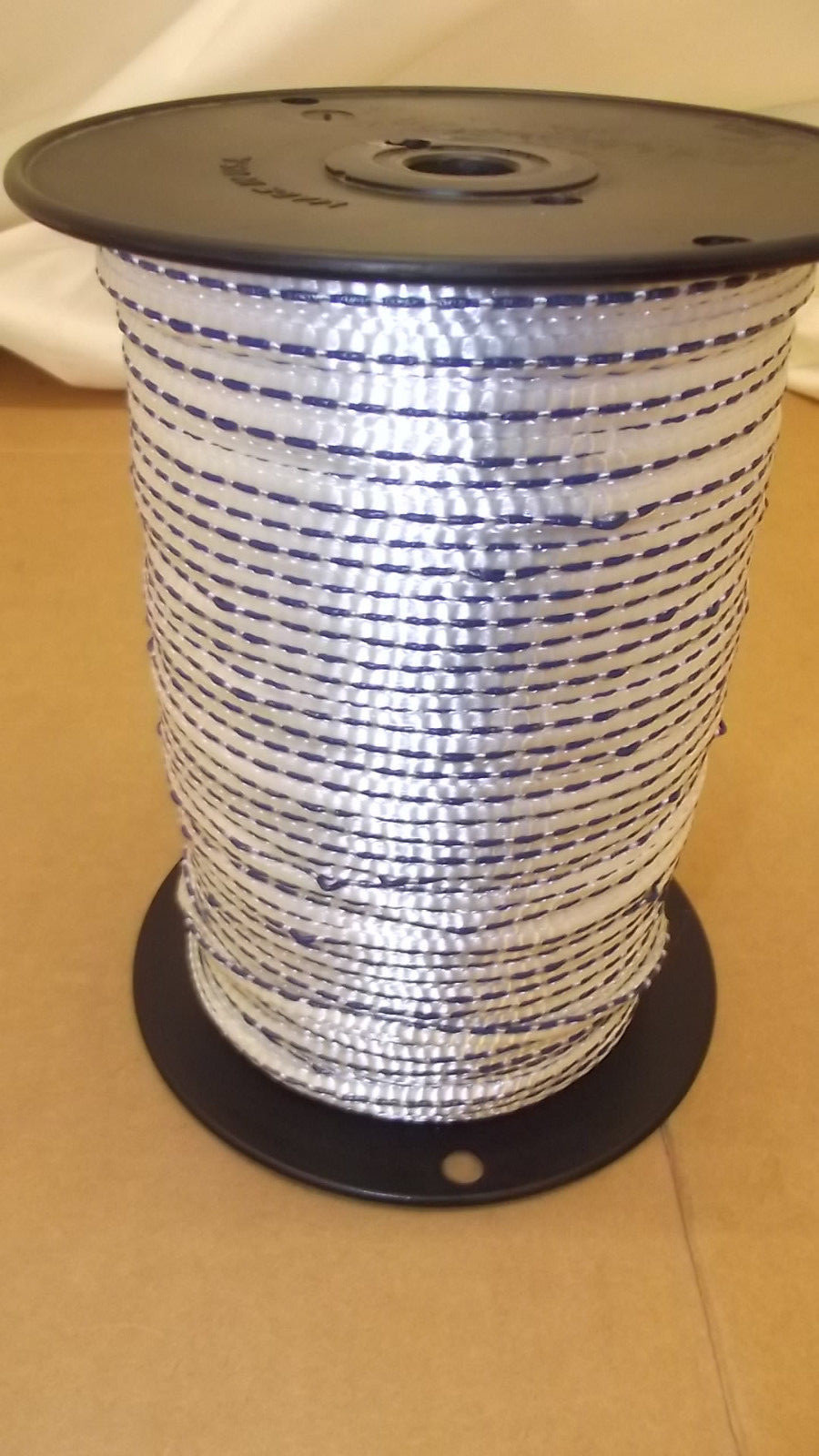 1/4″ x 1000′ 400# tensile polyester detectable pull tape, mule tape, webbing