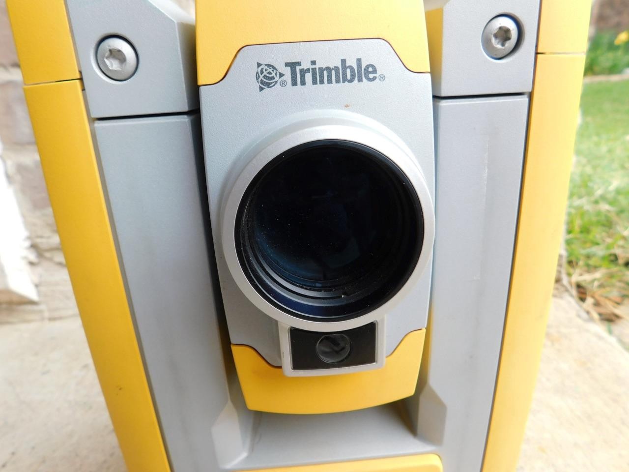 TRIMBLE S5 3″ DR PLUS ROBOTIC TOTAL STATION 3″ ACCURACY
