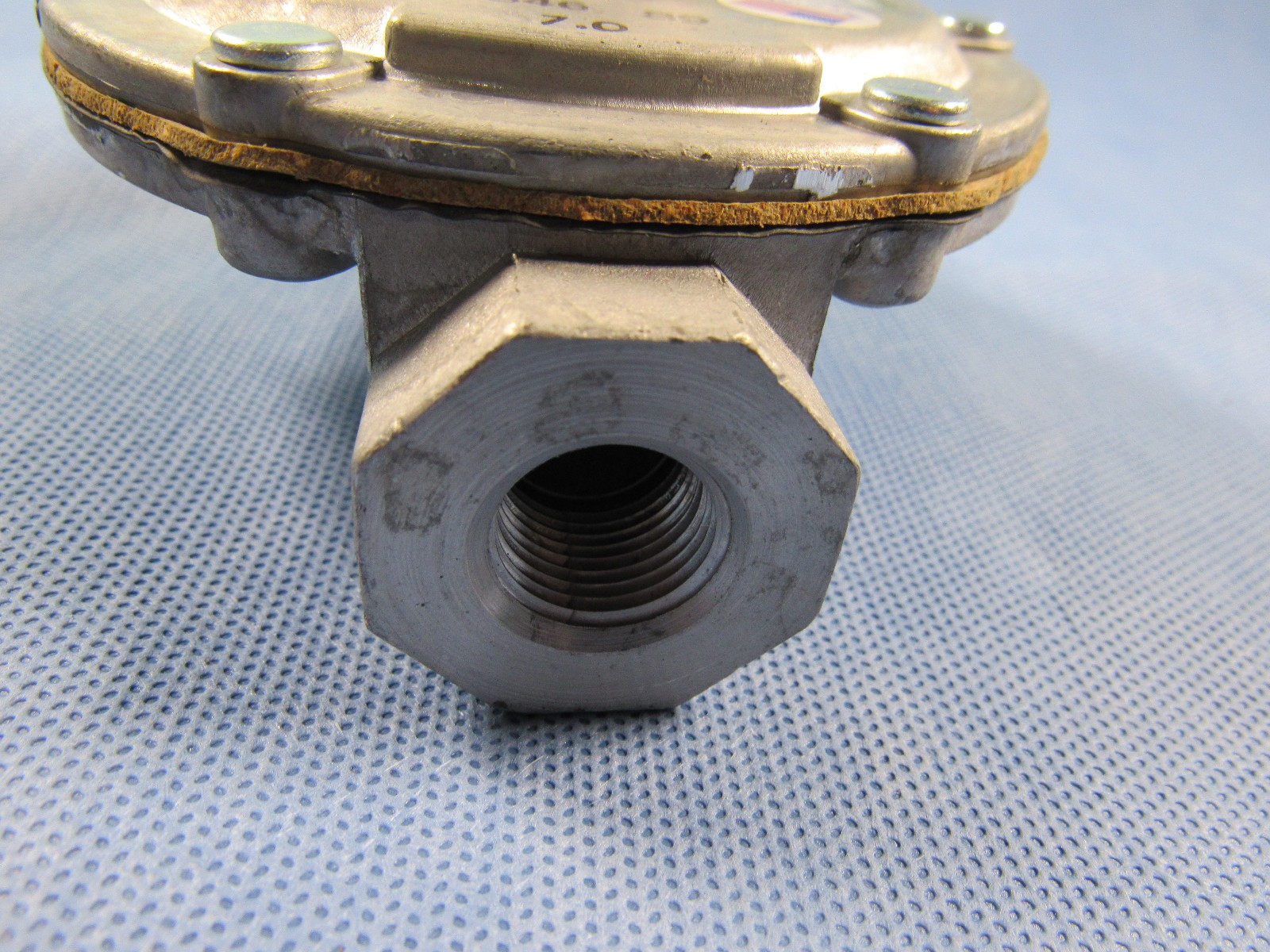 MAXITROL 325-3 GAS Pressure Regulator 10 PSIG MAX 3/8″ New Old Stock USA