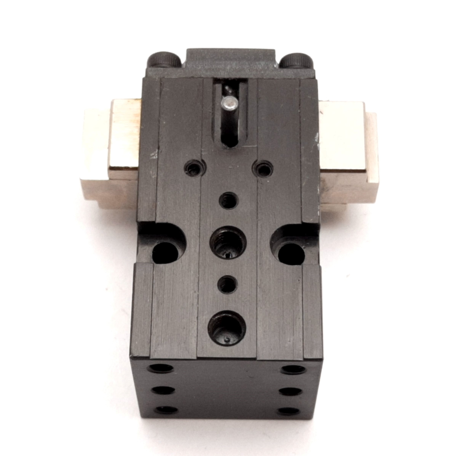 Phd 19072-2-5001 Pneumatic Parallel Gripper, Stroke: 0.433″ (0.216″ per Finger)