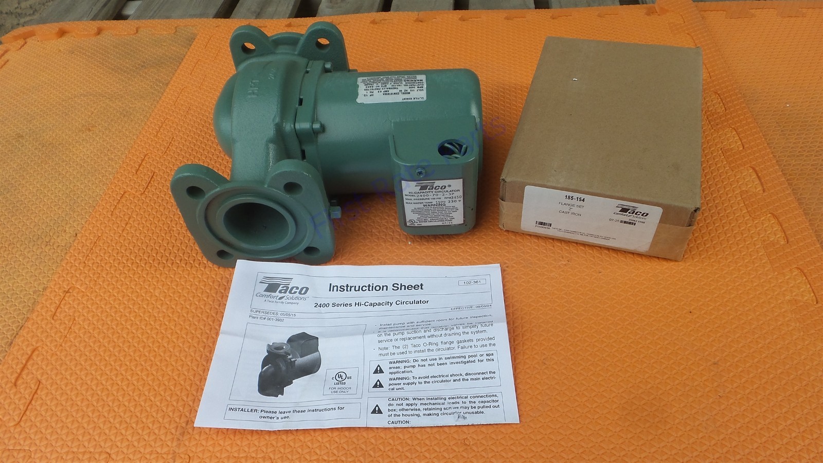 Lochinvar 100166406 Boiler Circulator Pump PUM30001 Taco 2400-70-3P 2400-70-2-3P
