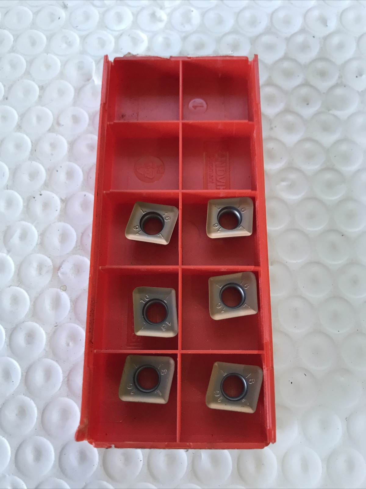 Sandvik Carbide Milling Inserts QTY6 690-100516M-E-SL Grade 1030