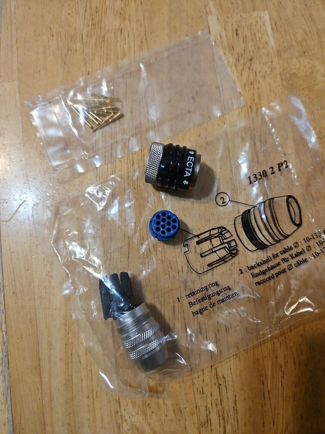 Amphenol 1332-M-212-MS Push Pull 12 pin ECTA133 12C 7.5A P PLUG With Backshell