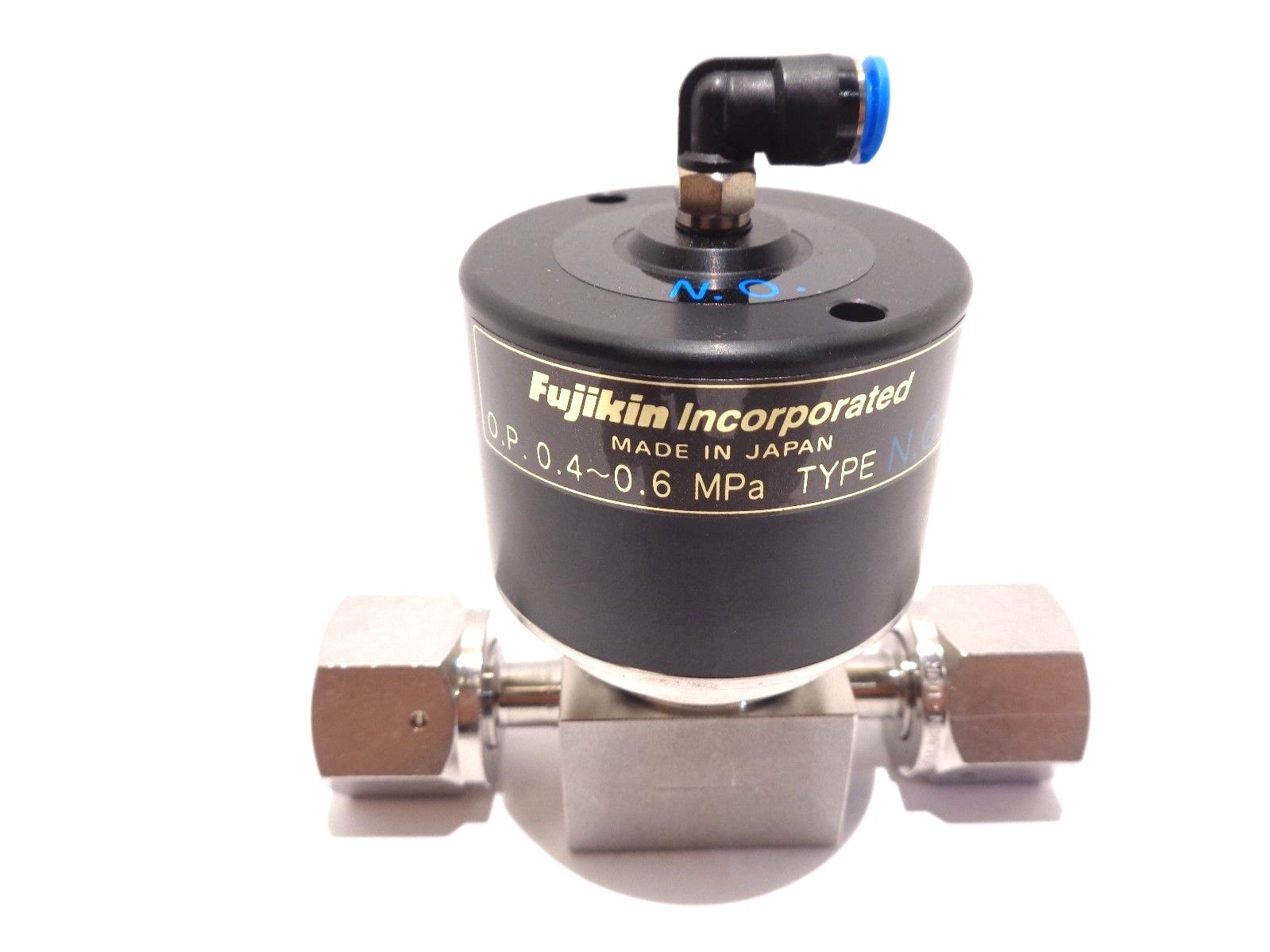 Fujikin 095129 Diaphragm Valve O.P. 0.4~0.6 MPa Type N.O. 316 Stainless Steel