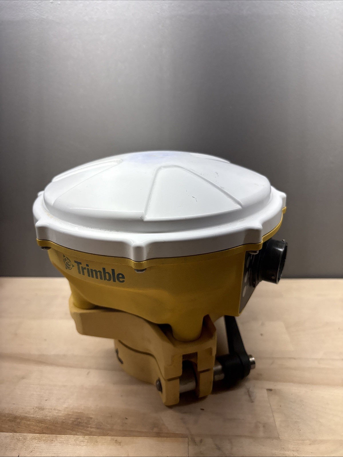 Trimble MS975 receivers