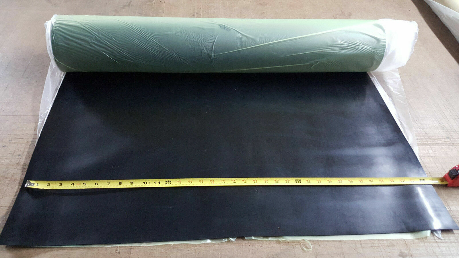 NBR/BUNA RUBBER SHEET 3/32″X 36″WIDE X 36 “LONG OIL RESISTANT FREE SHIPPING