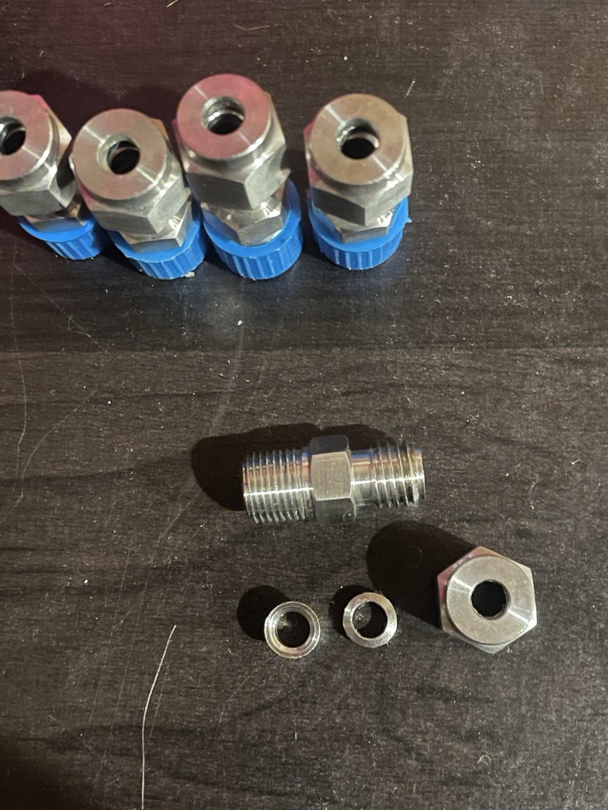 3/16 Tube x 1/8 NPT 316ss Bored Through Compression Fitting double ferrule ￼￼