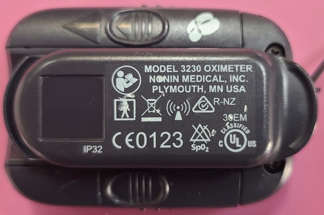 Nonin 02 meter Model 3230 Bluetooth Pulse Oximeter- 100% + Beware of Fakes