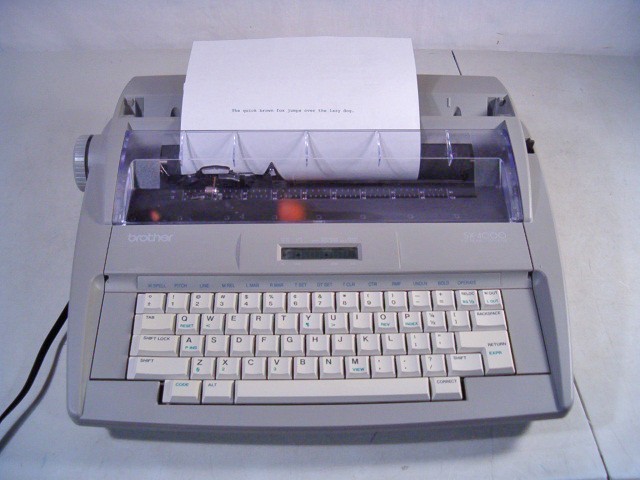 See Video on this Brother Model SX-4000 Electric Typewriter – Tested -Very Nice