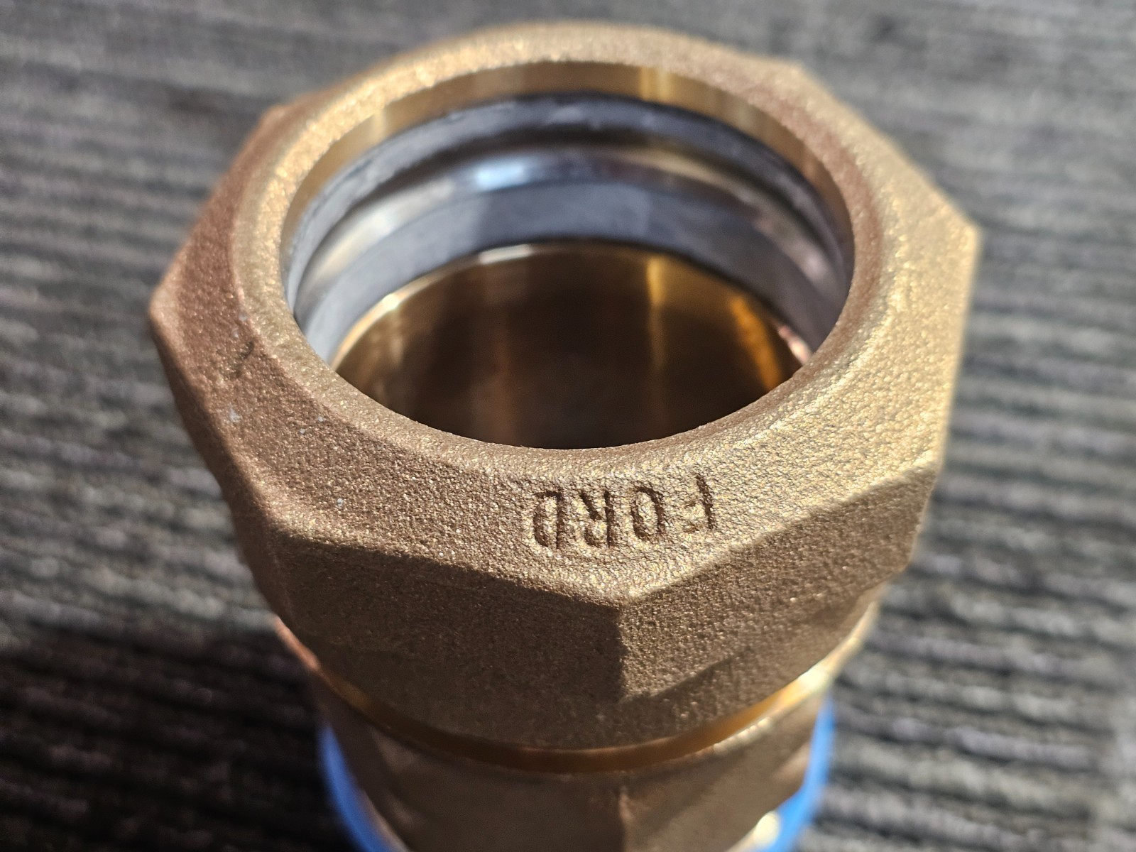 Ford Meter Box C84-77-Q-NL 2 in. MIPS x Quick Joint Brass Straight, Coupling