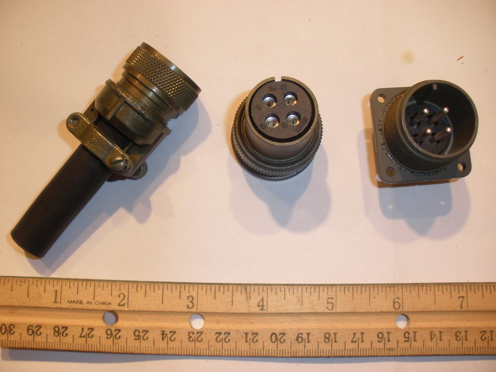 NEW – MS3106A 18-10S (SR) with Bushing and MS3102A 18-10P – 4 Pin Mating Pair