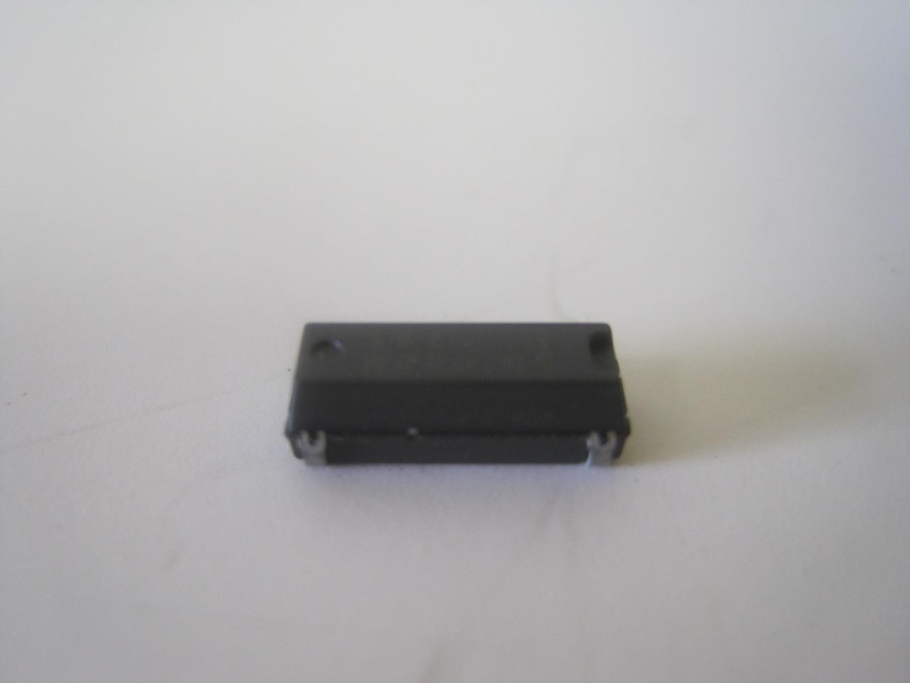 LOT OF 10 SEIKO EPSON QD40H8868 CRYSTAL COMPONENTS MA-406 20.0000MHZ C6E000428