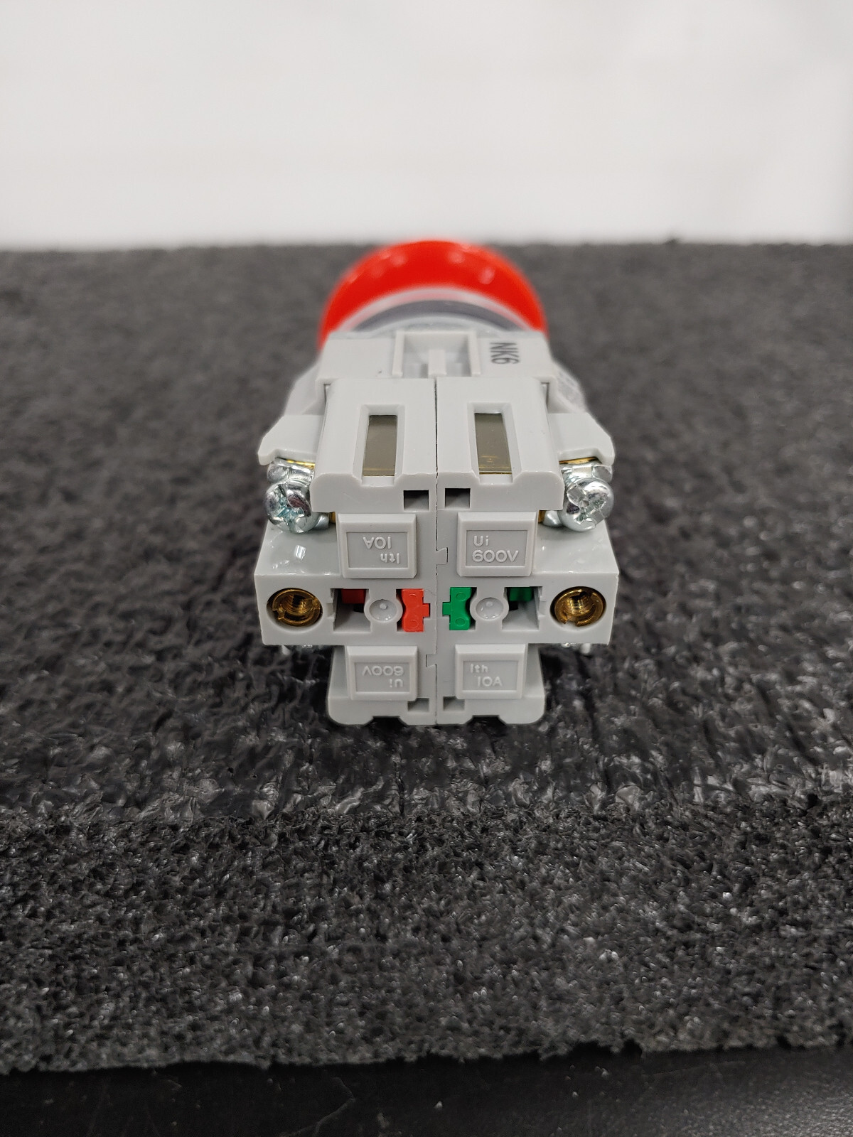 IDEC AYD311N-R Red Emergency Stop Switch