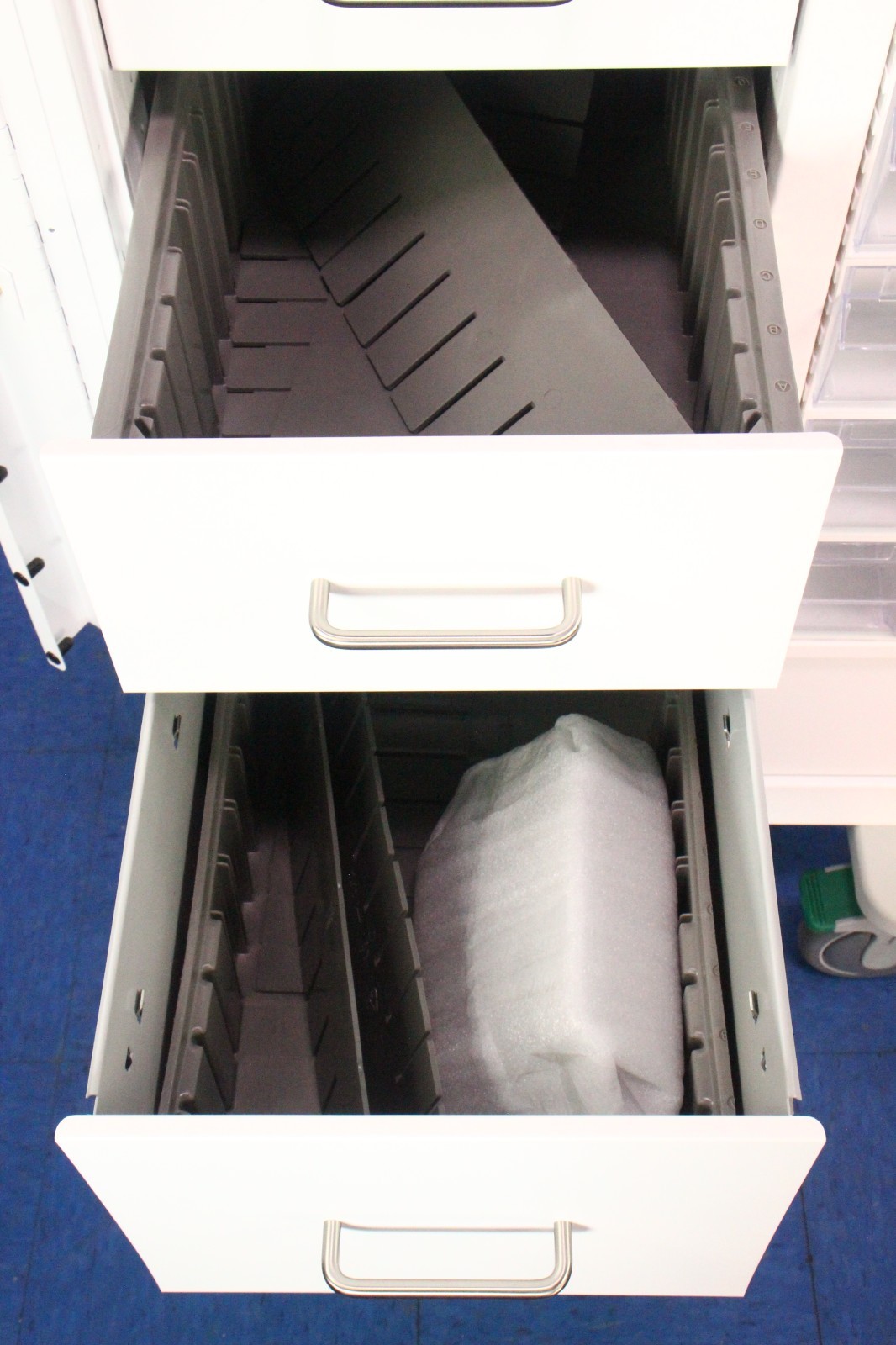 Waterloo Tall Phlebotomy Medical Crash Supplies Cart with Dual Lock Option! NEW!