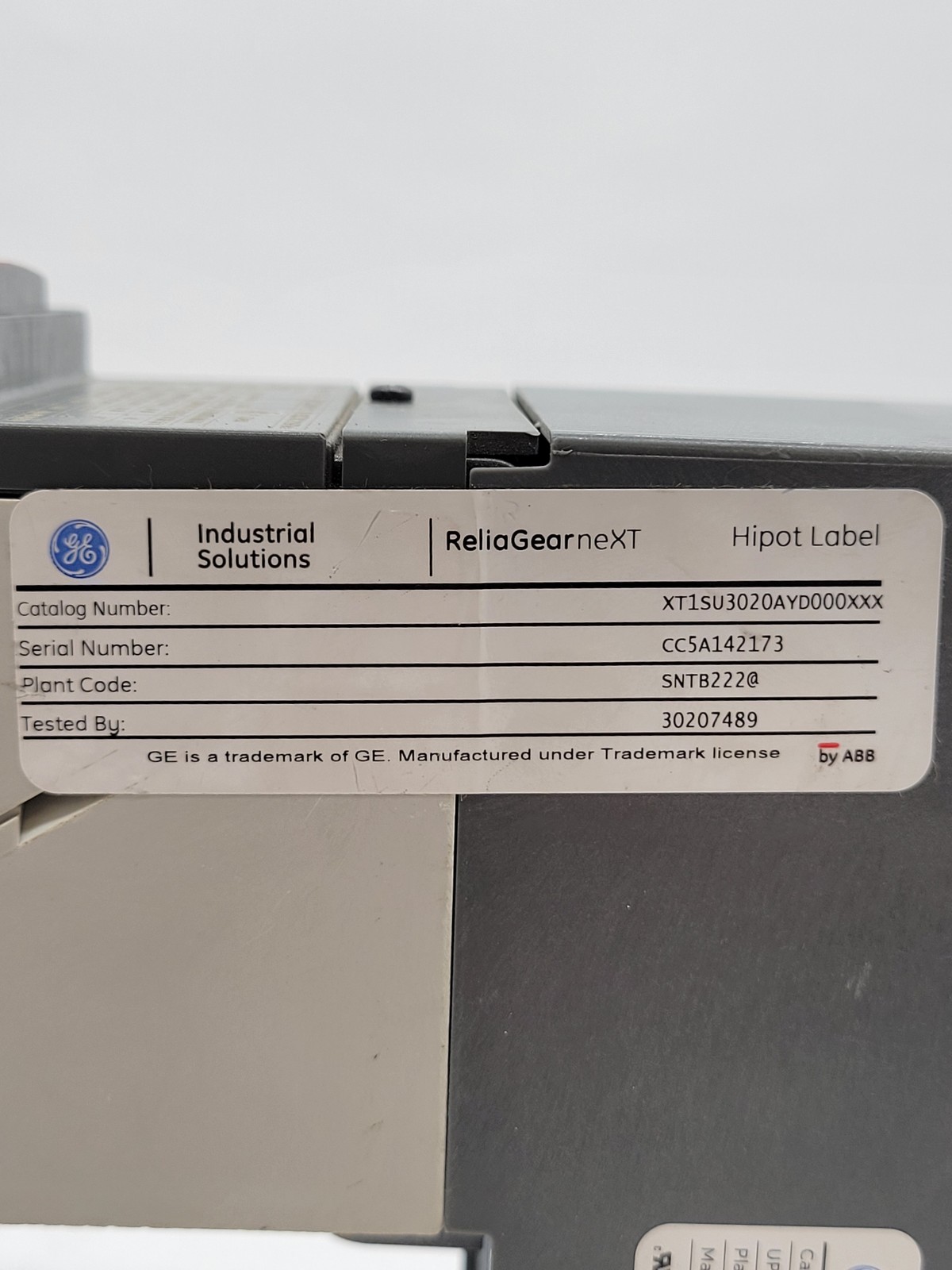 ABB XT1S 125 Sace Tmax Circuit Breaker 20A 3P 600V XT1SU3020AYD000XXX