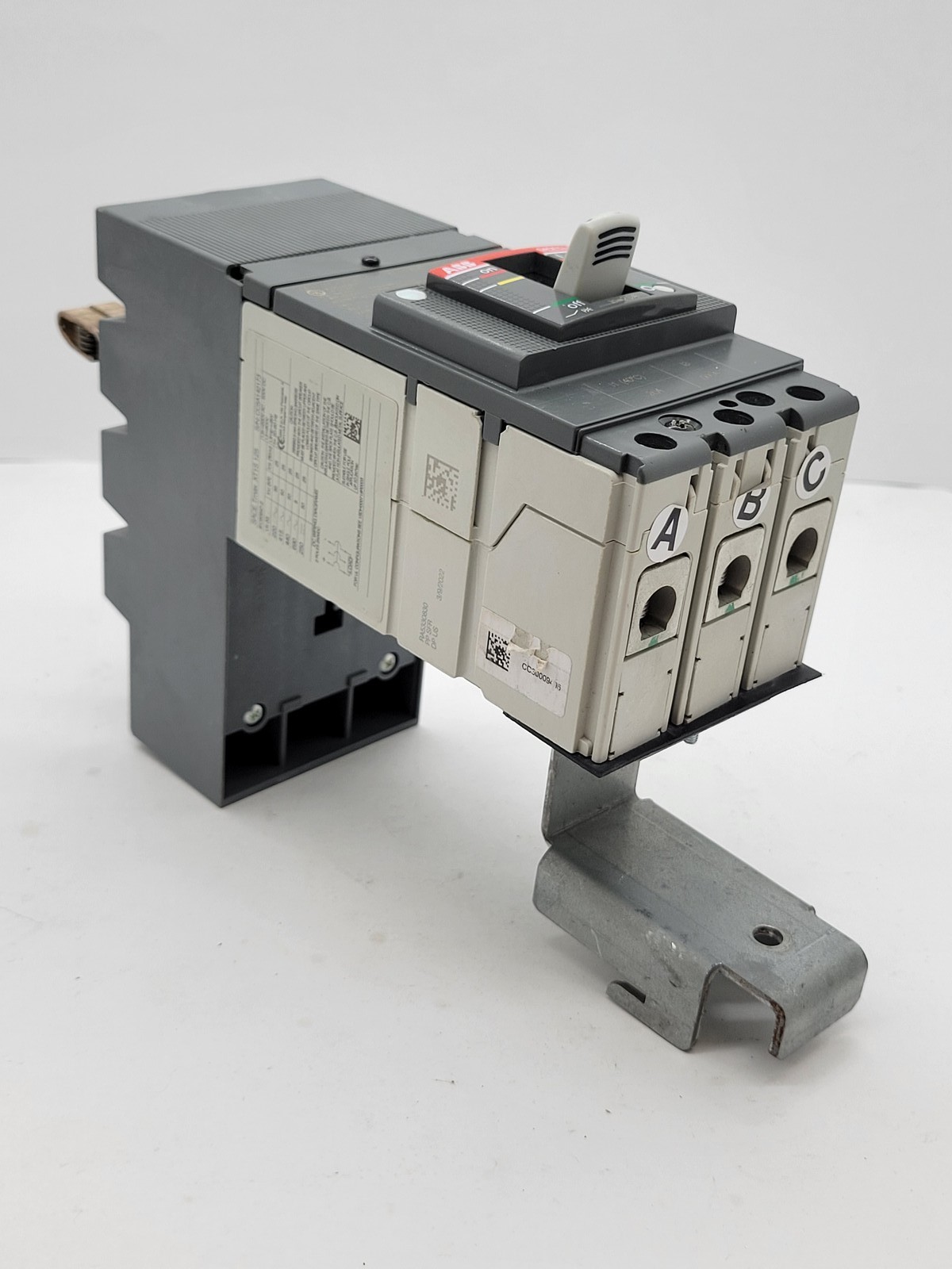 ABB XT1S 125 Sace Tmax Circuit Breaker 20A 3P 600V XT1SU3020AYD000XXX