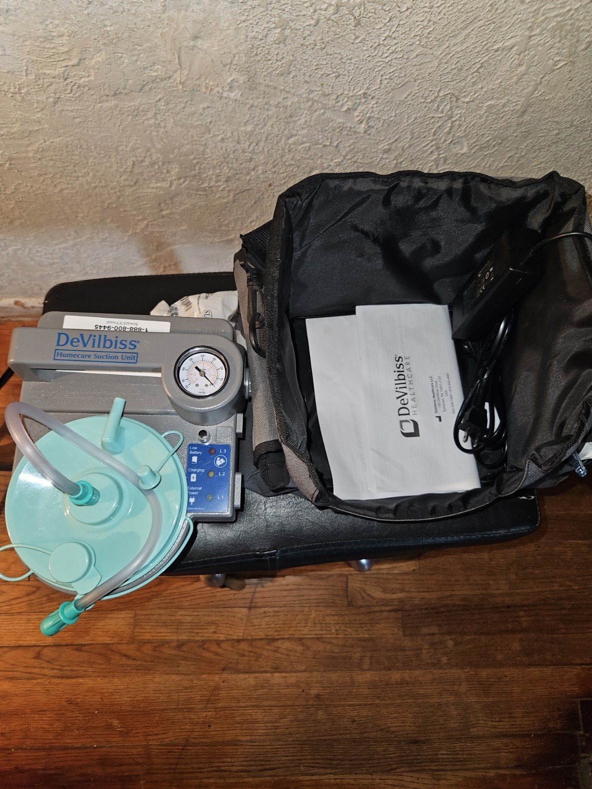 DeVilbiss Homecare Suction Unit Aspirator w/ Canister, Tubing, Bag, Manual