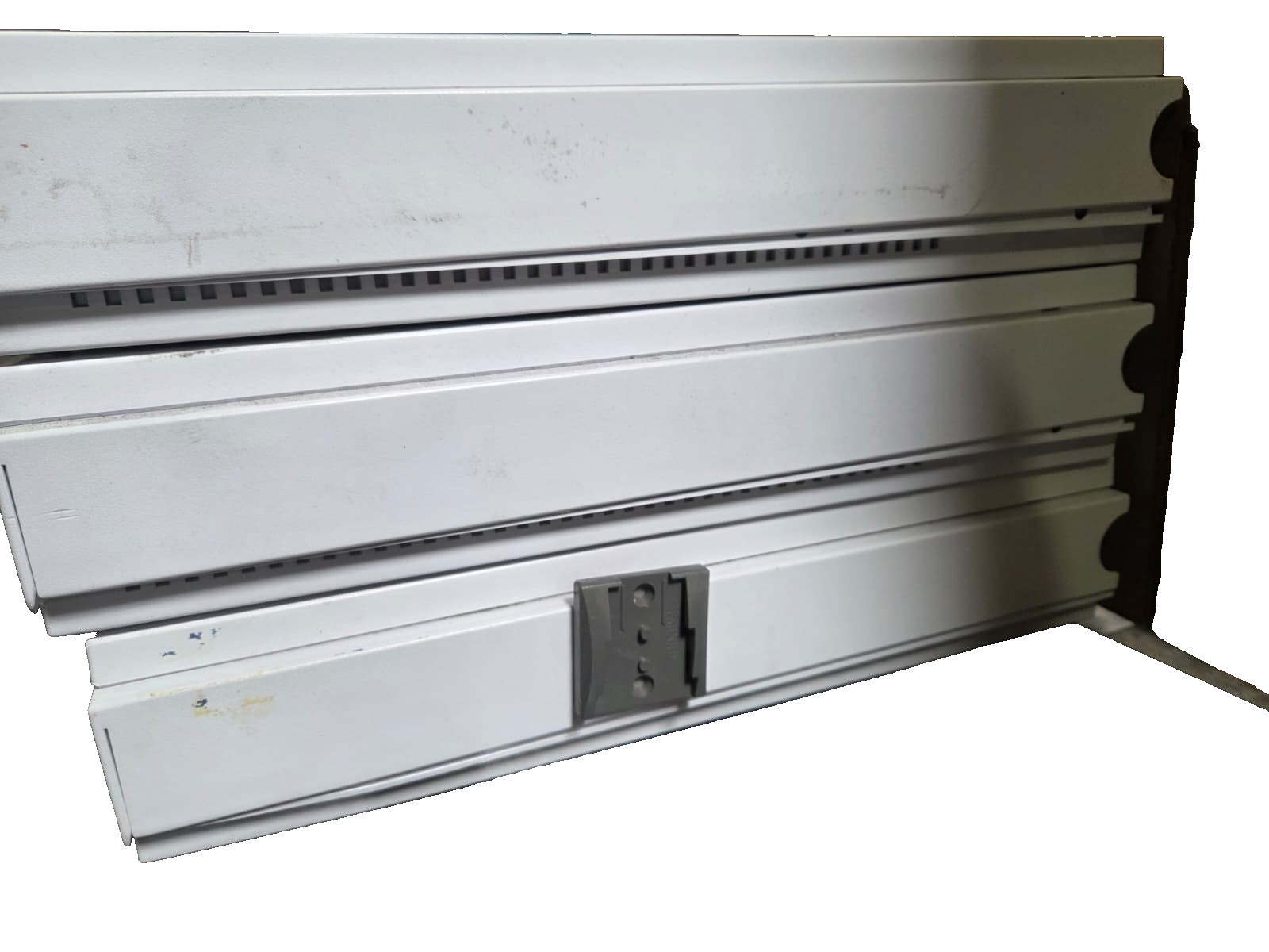 Agilent G1379B 4-Channel Micro Vacuum Degasser . CT.3 .PARTS