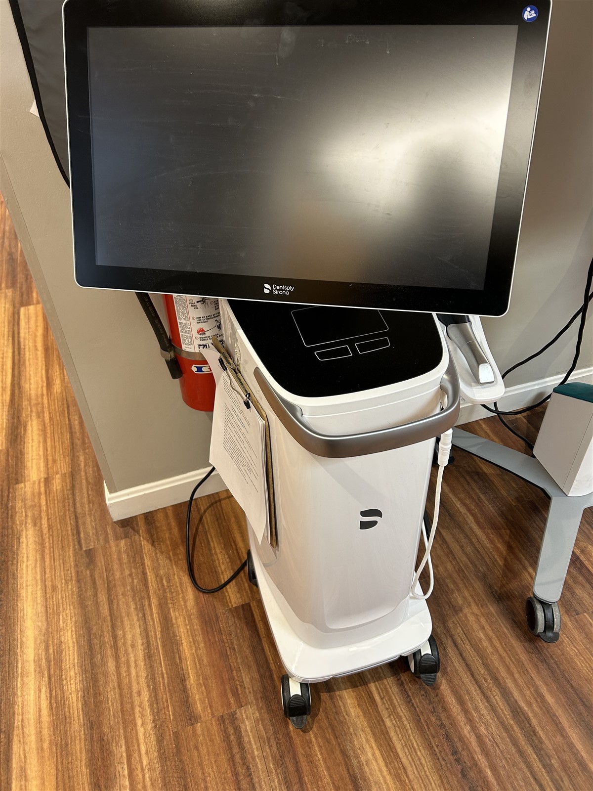 Sirona CEREC Primescan Connect Dental Intraoral Scanner for CAD/CAM Dentistry