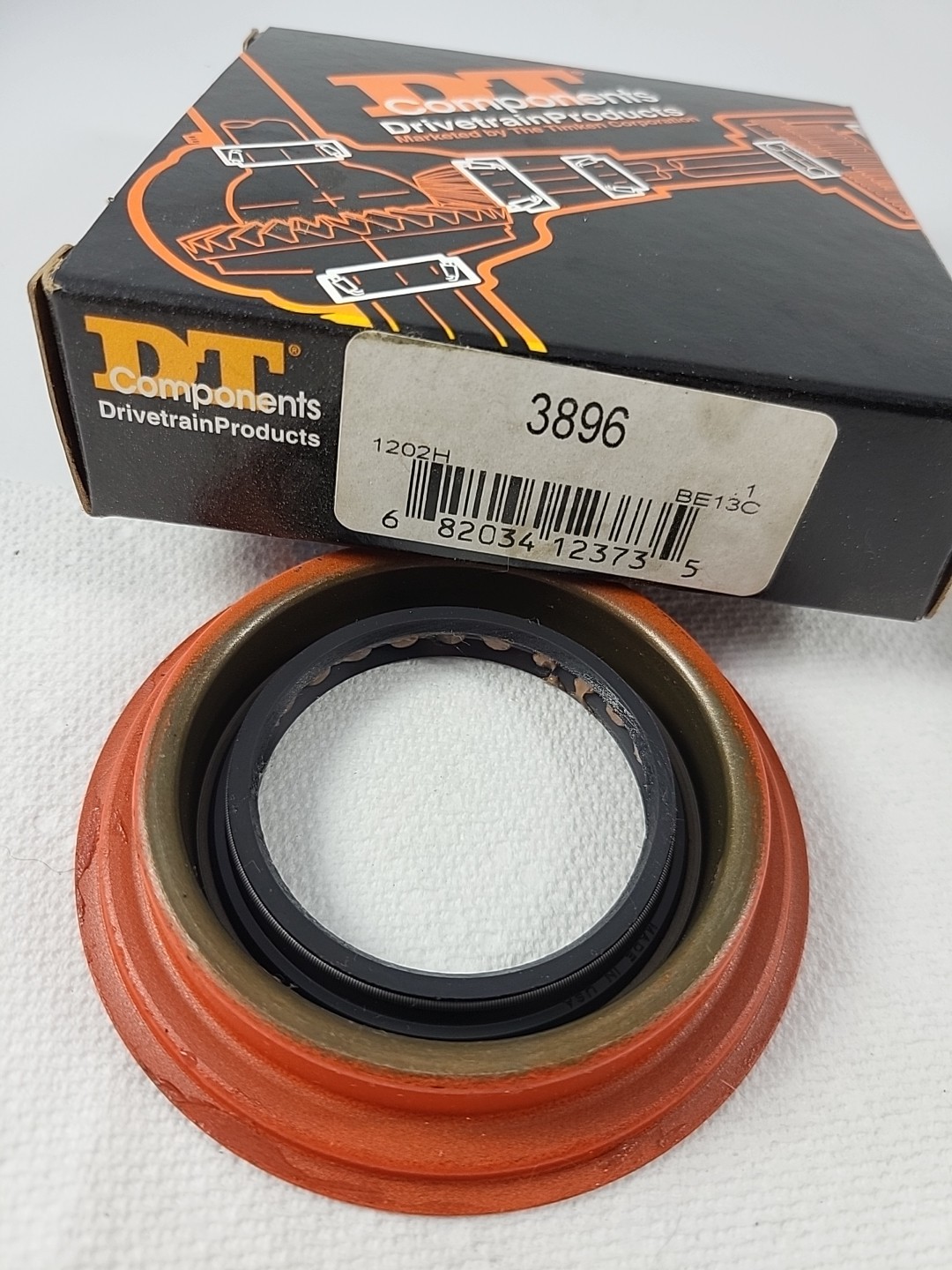 DT Components 3896 Differential Pinion Seal