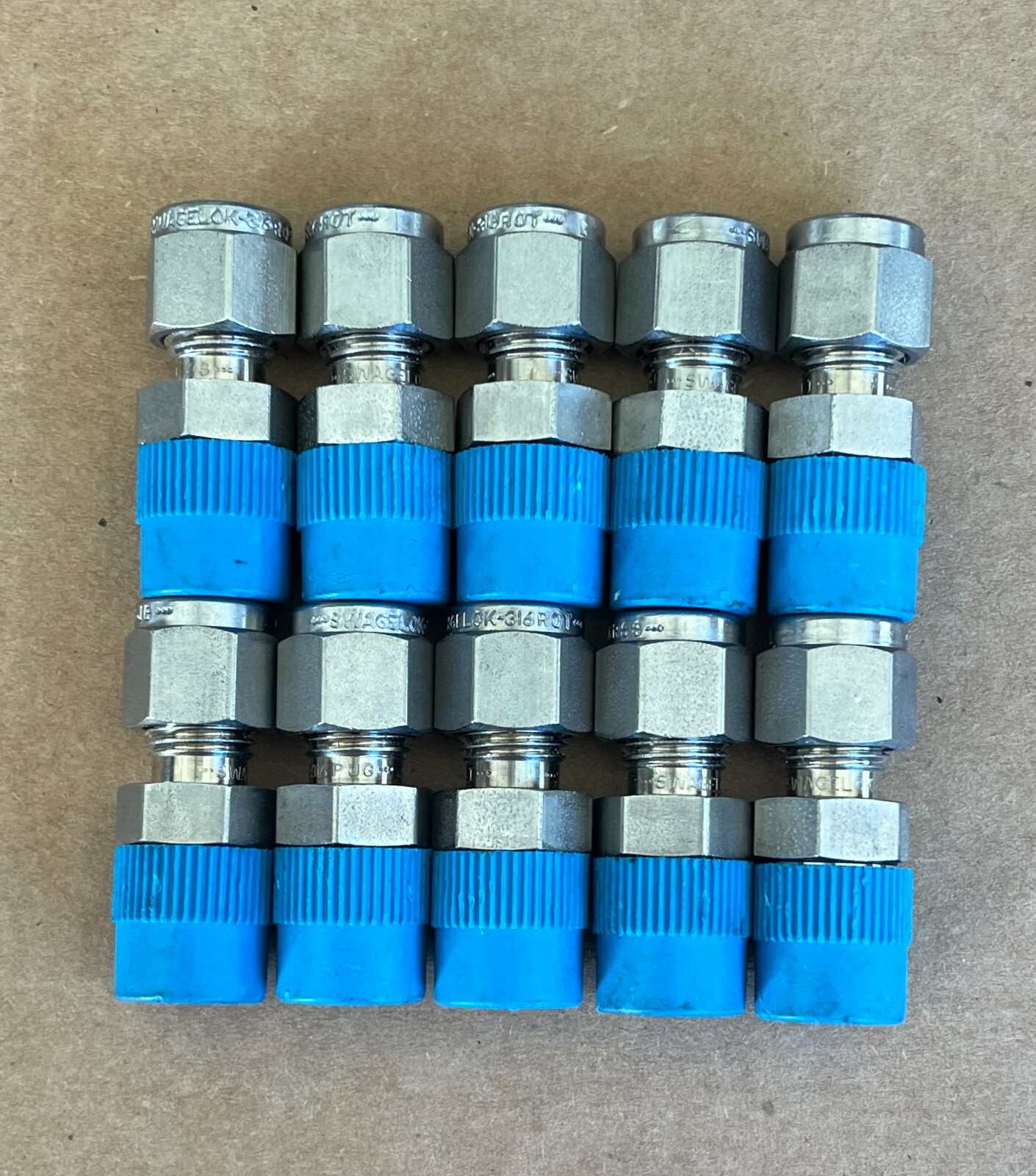 Lot of 10: Swagelok 1/4″ X 1/4″ Stainless Steel Tube Fitting SS-400-1-4 New