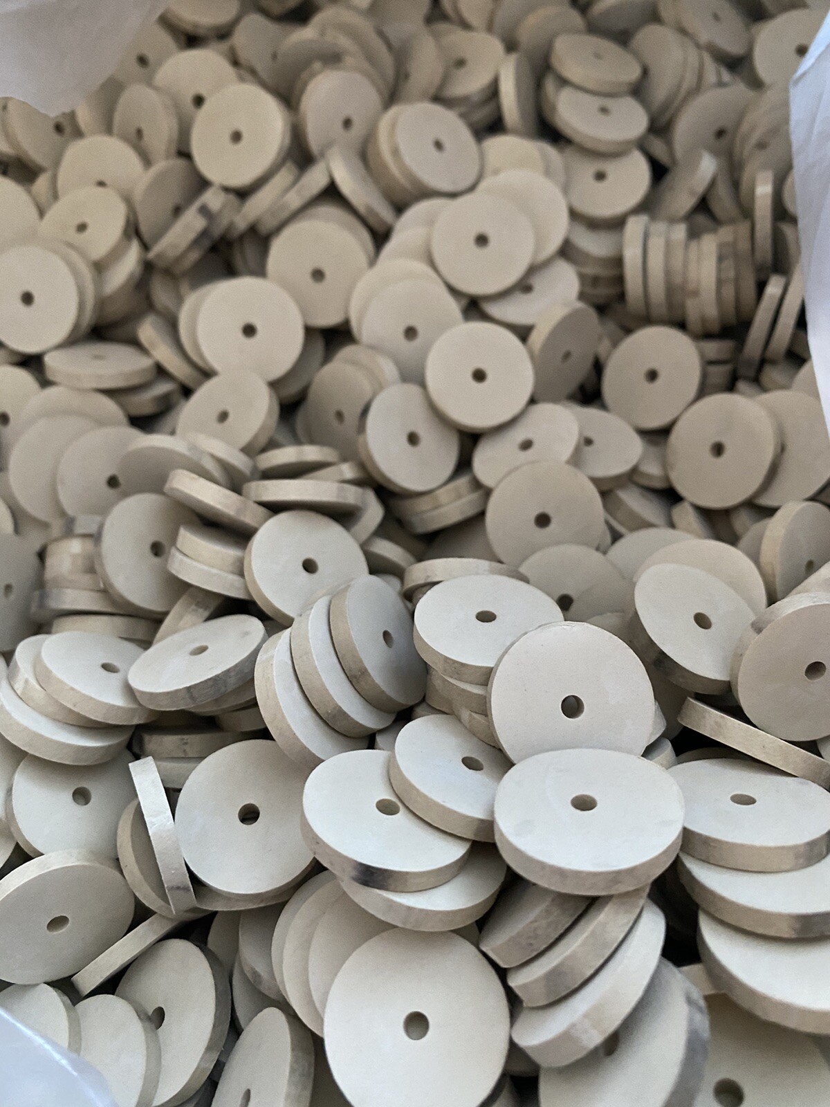 20 General Purpose Neoprene Rubber Washers 3/4″ OD X 1/8″ ID X 1/8″ THICKNESS