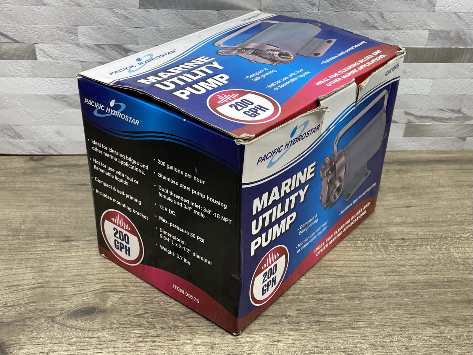 Pacific Hydrostar 12 volt DC Marine Utility Pump 200GPH – 09576 New Open Box