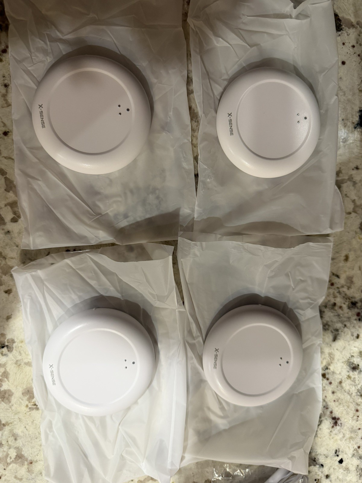 Wi-Fi Water Alarm System – 4 Sensors, App Control & 3-Year Battery New E42