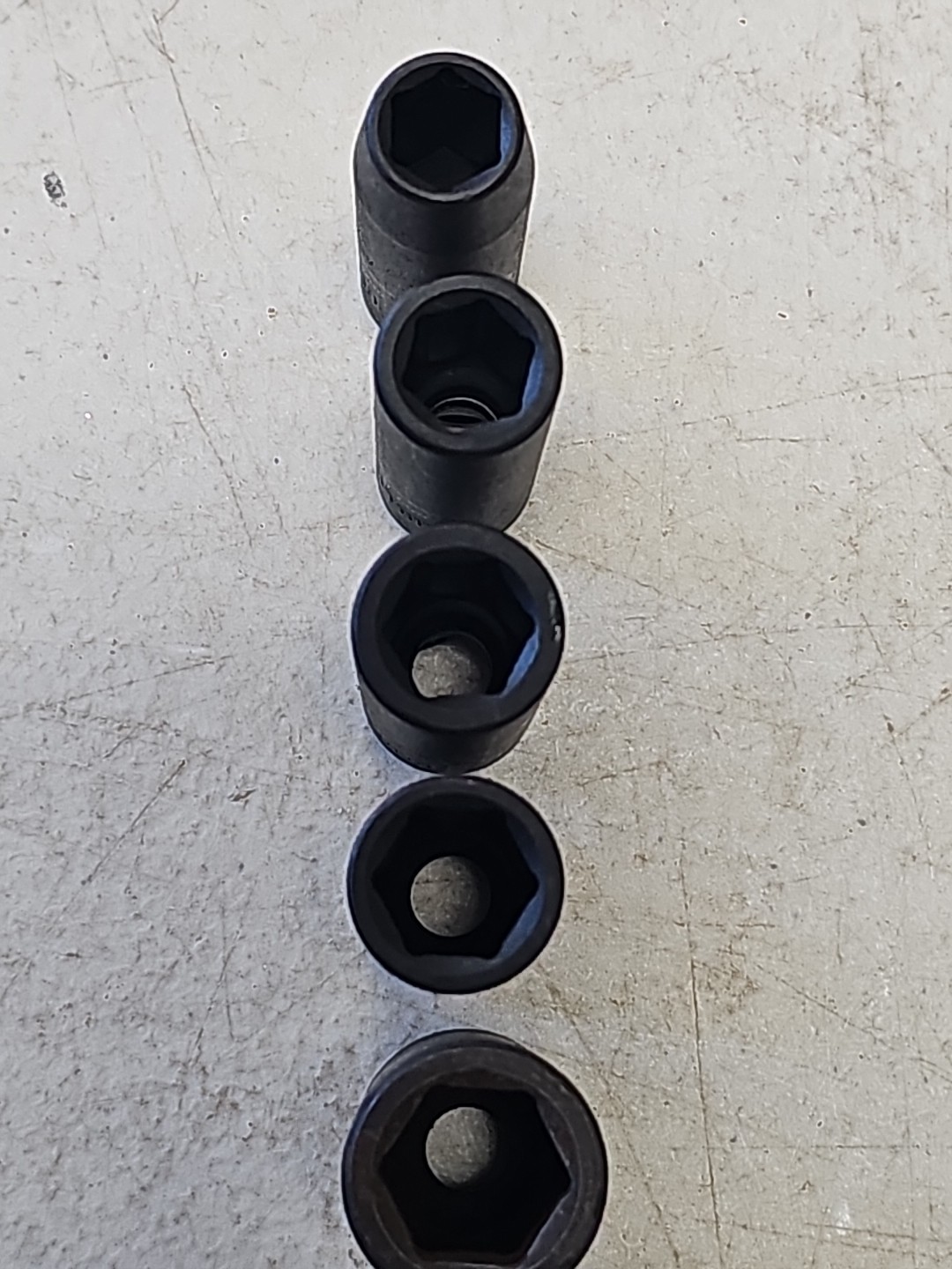 Tekton 3/8 Inch 6 Point Impact Socket Set, 8 Piece (10-19MM)