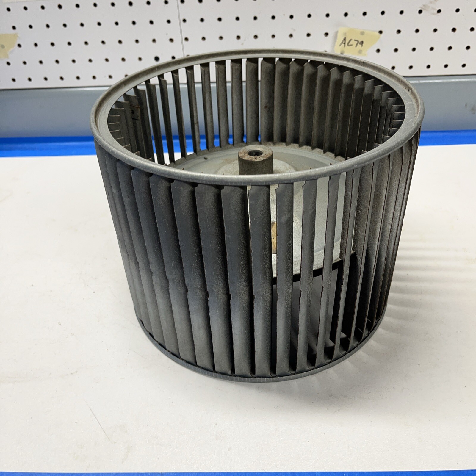 OEM Goodman Blower Wheel B1368016 03-43088 USED