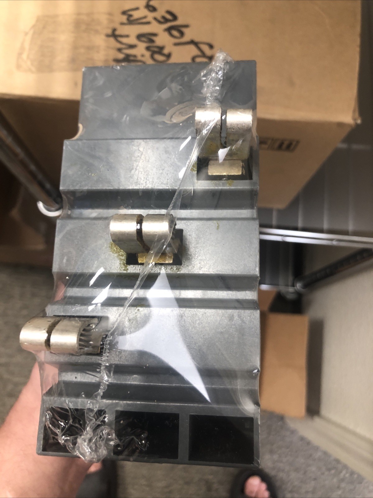 🔥ABB XT1HU3030AYD000XXX CIRCUIT BREAKER 30A 3P**NEW SURPLUS**🔥