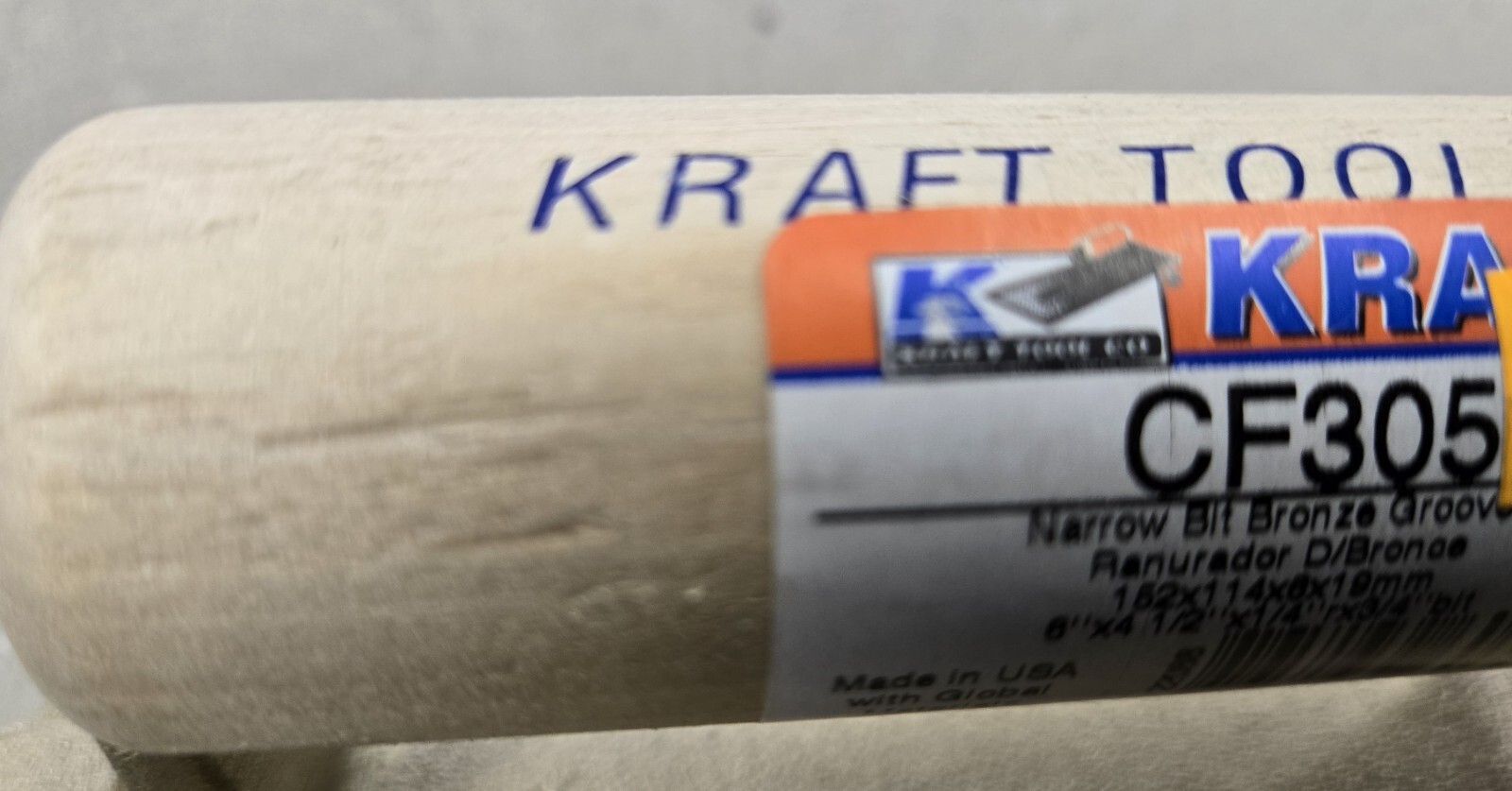 Kraft CF305 6″ x 4-1/2″ 1/4″R, 3/4″D Narrow Bit Bronze Groover with Wood Handle