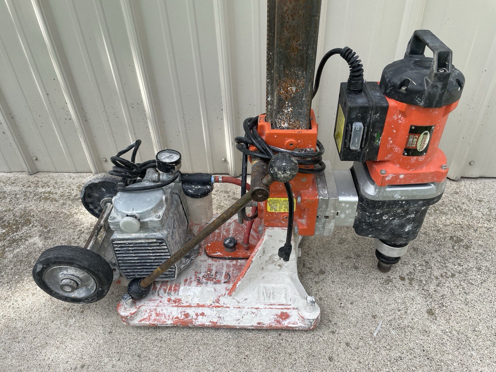 Diamond Products Drill Rig CB733 Core Bore Drill Motor & M-1 Vacuum Stand CB 733
