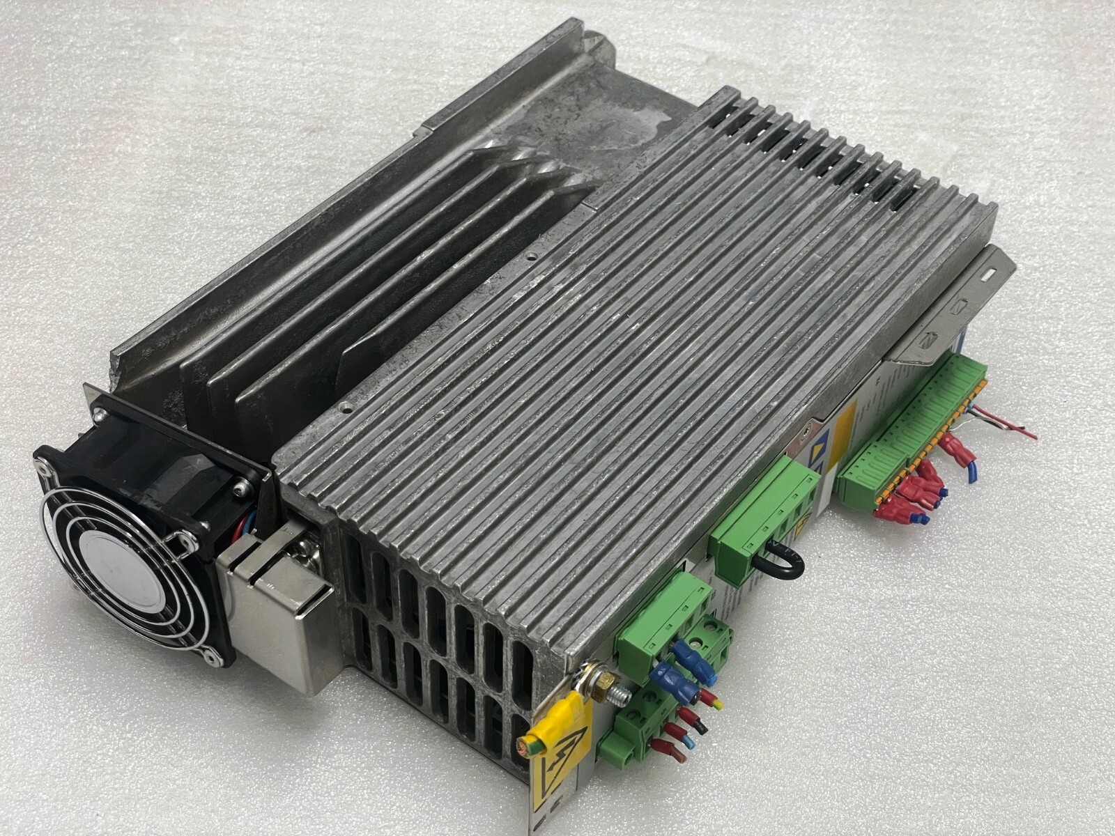 Kollmorgen Servostar 306 S30661-NA Servo Drive (PLEASE SEE THE DESCRIPTION)