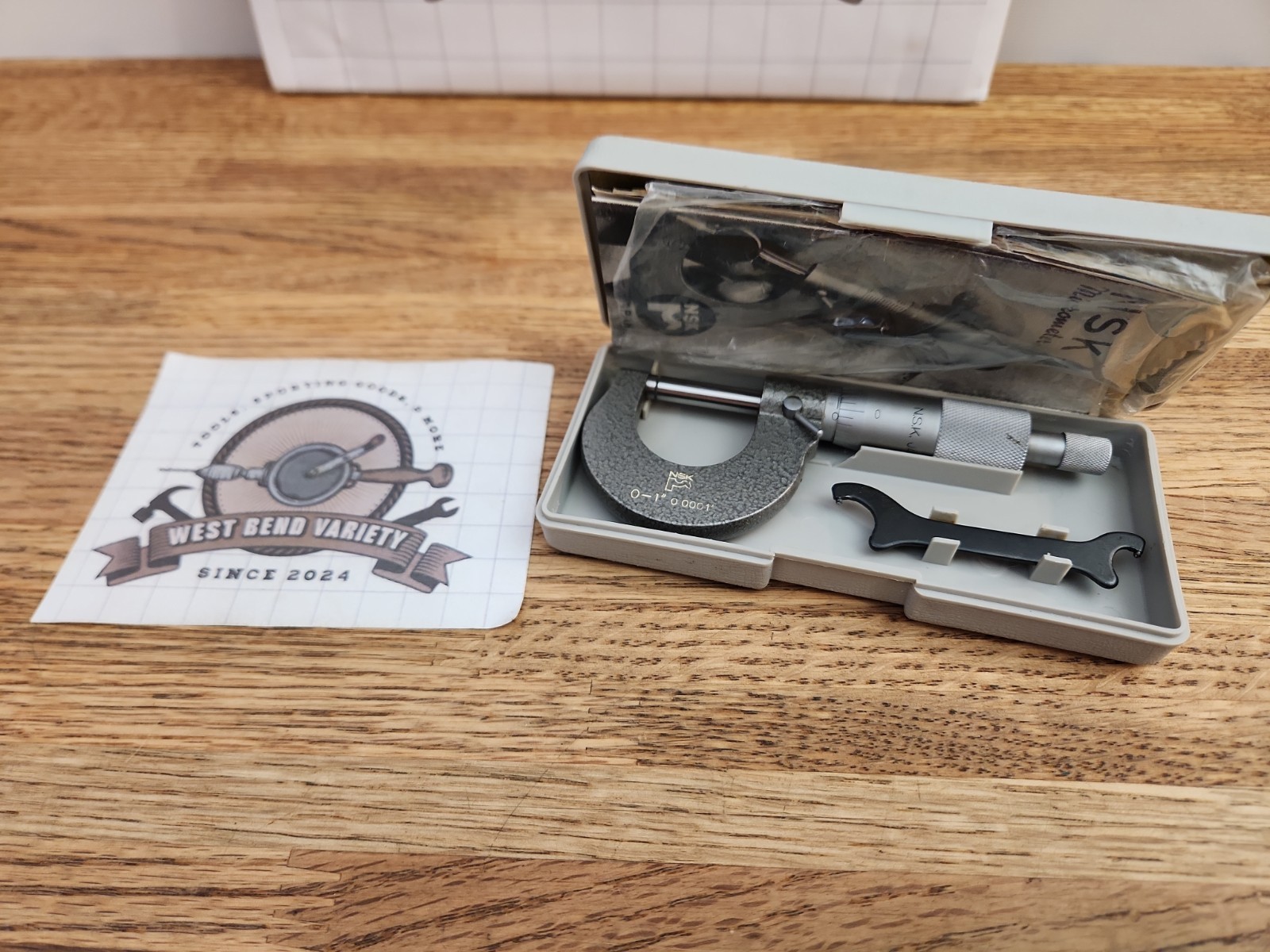 NSK Outside Micrometer 0-1″ .0001” 308-601 w/ Wrench & Case Made In Japan