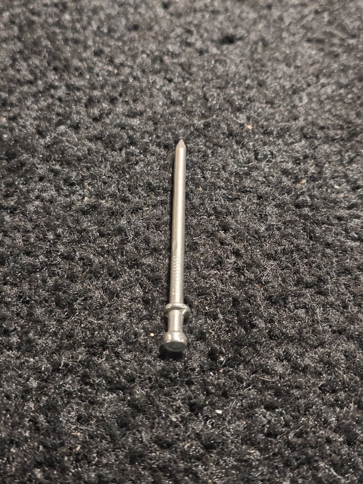(QTY 2430) Hillman Fasteners™ 461394 Bright Duplex Nails, 2.25″ x 8D, 30 Lb