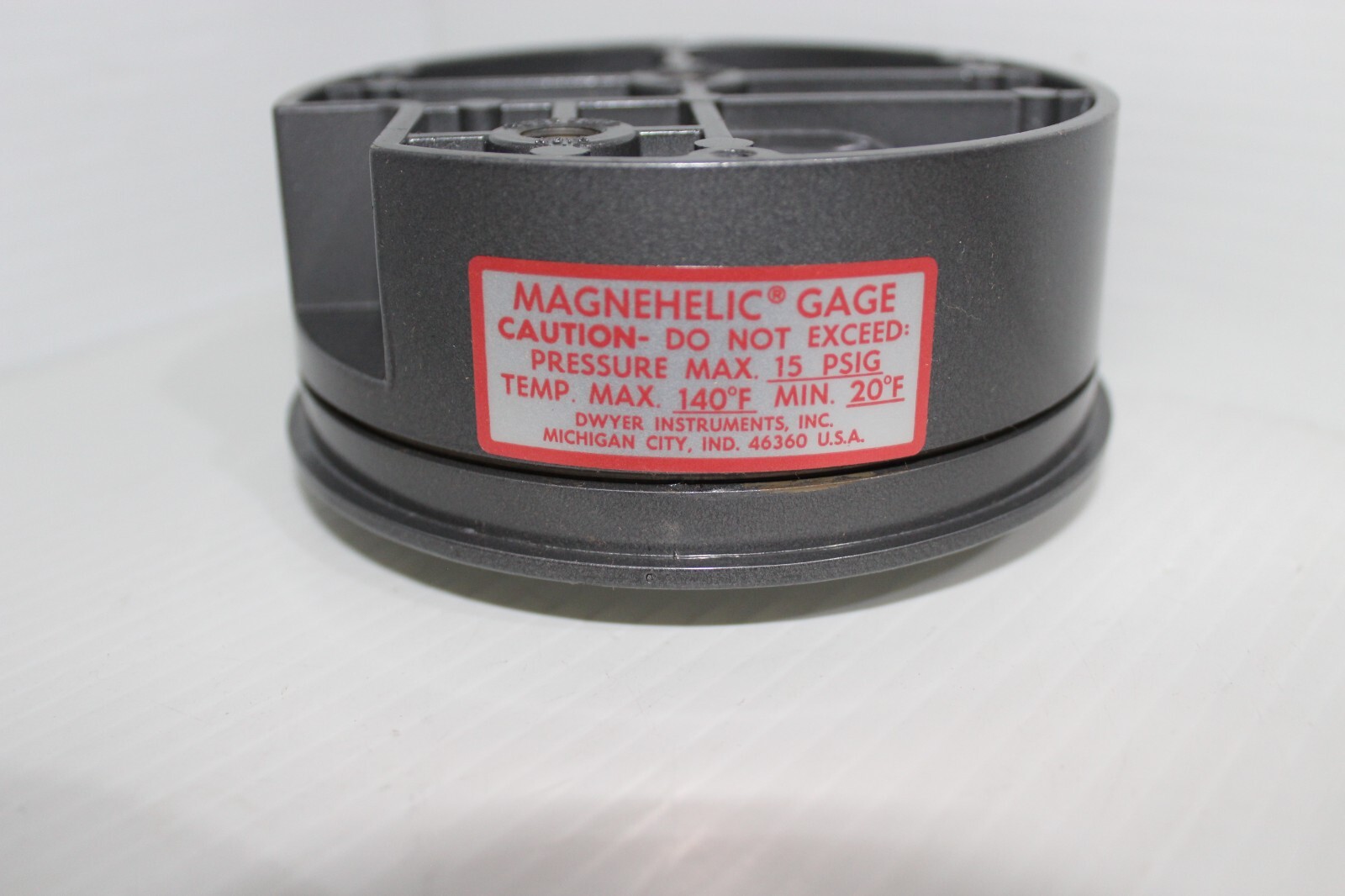 ⭐NEW IN BOX⭐ DWYER 2304 MAGNEHELIC DIFFERENTIAL PRESSURE GAGE