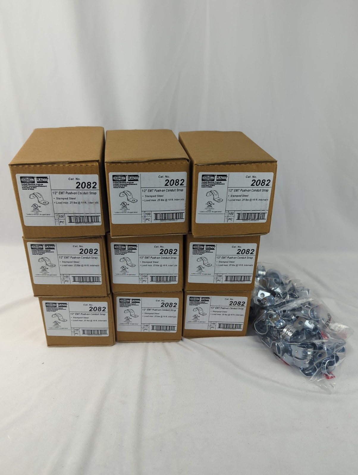 Lot of 1000 (10-100 Ct Boxes) Hubbell Raco 1/2 in EMT 1-Hole Conduit Straps 2082
